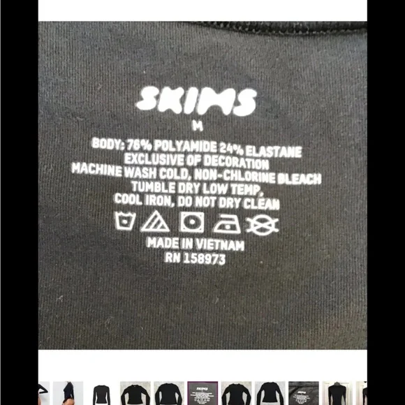 SKIMS Fits Everybody Long Sleeve T-Shirt | Onyx - Picture 9 of 13